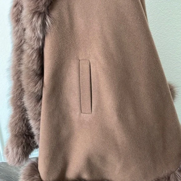 Exclusively Fancy Brown Hooded Fur-Trimmed Cape - Picture 3 of 11